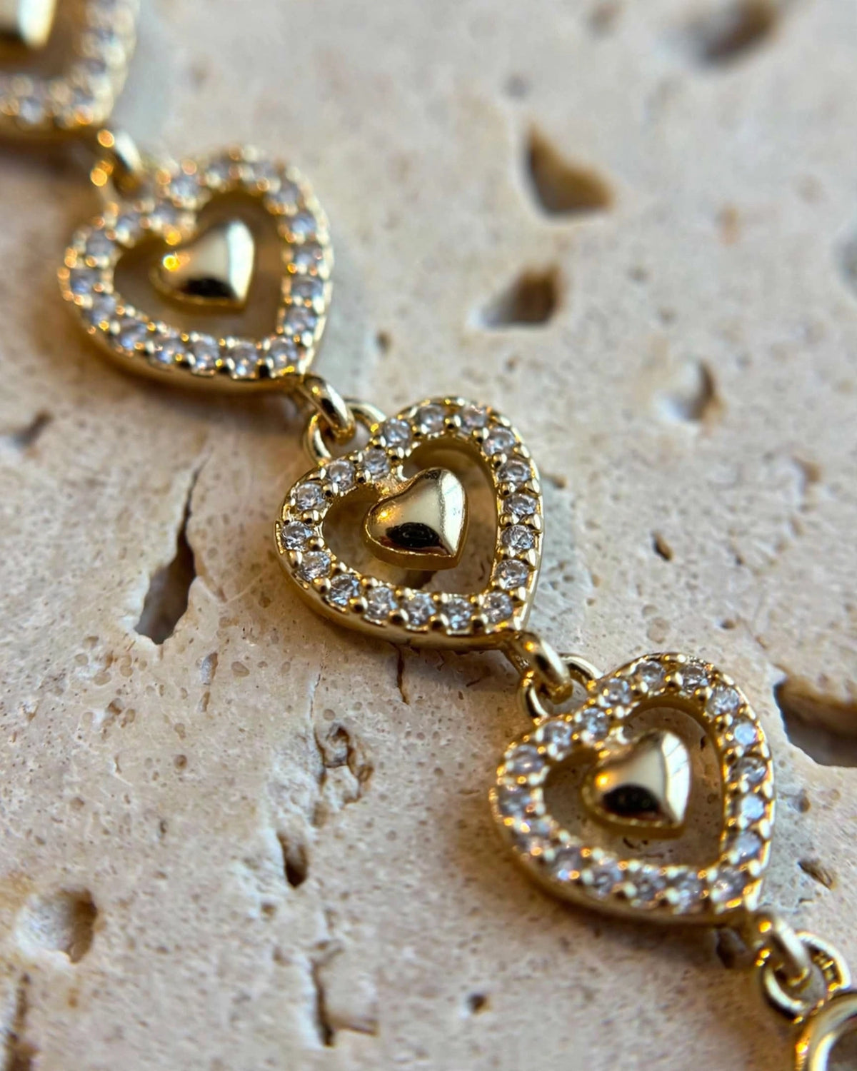 Xuping Taşlı Kalp Detaylı Gold Bileklik 💛