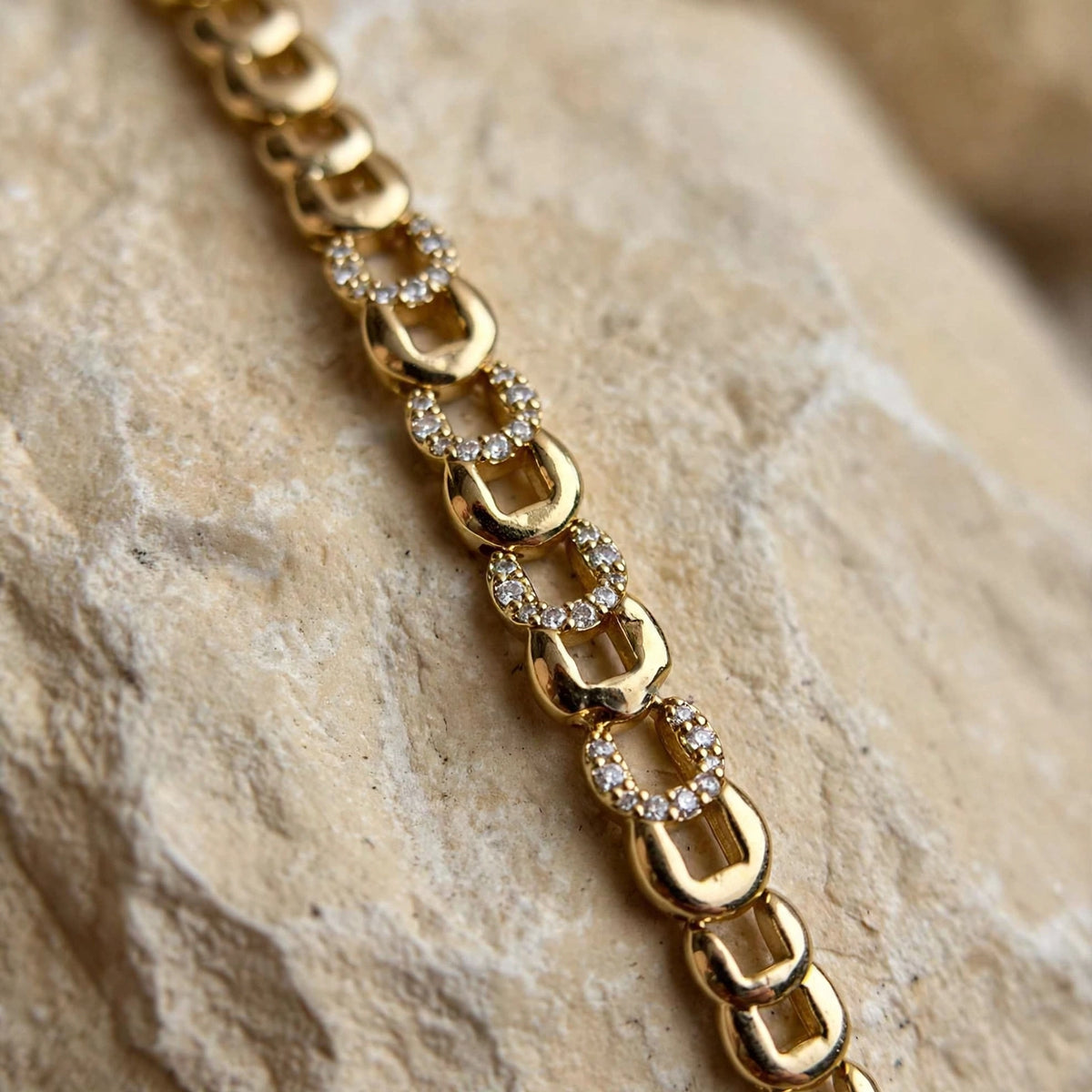 Xuping Gold Taş Detaylı Bileklik