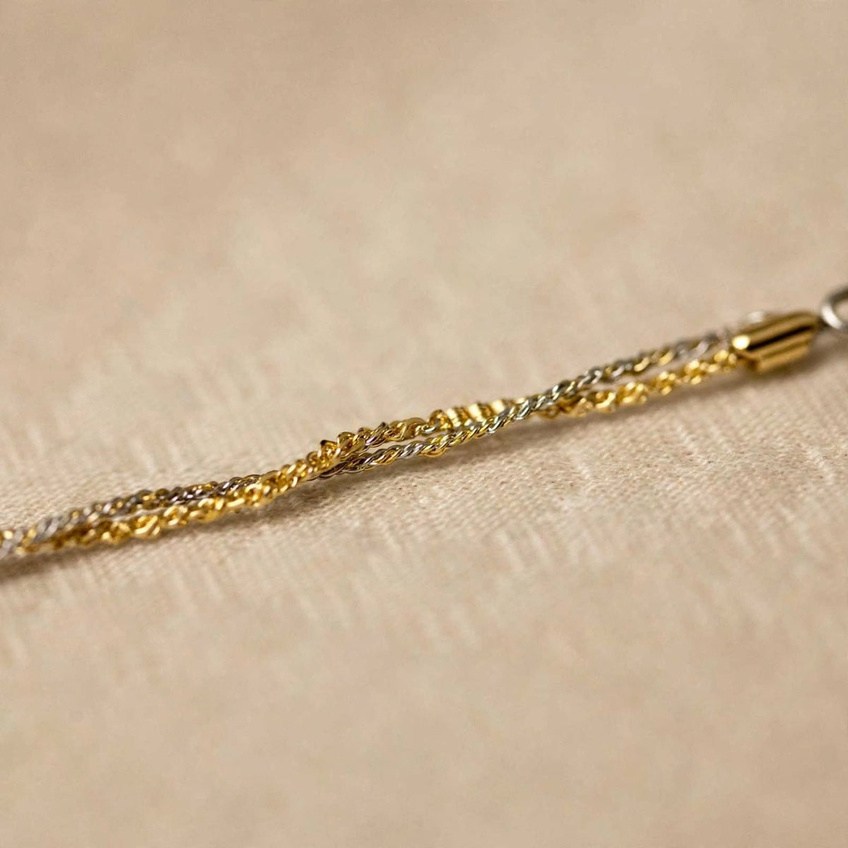Işıltılı Charm Detaylı Gold Halhal