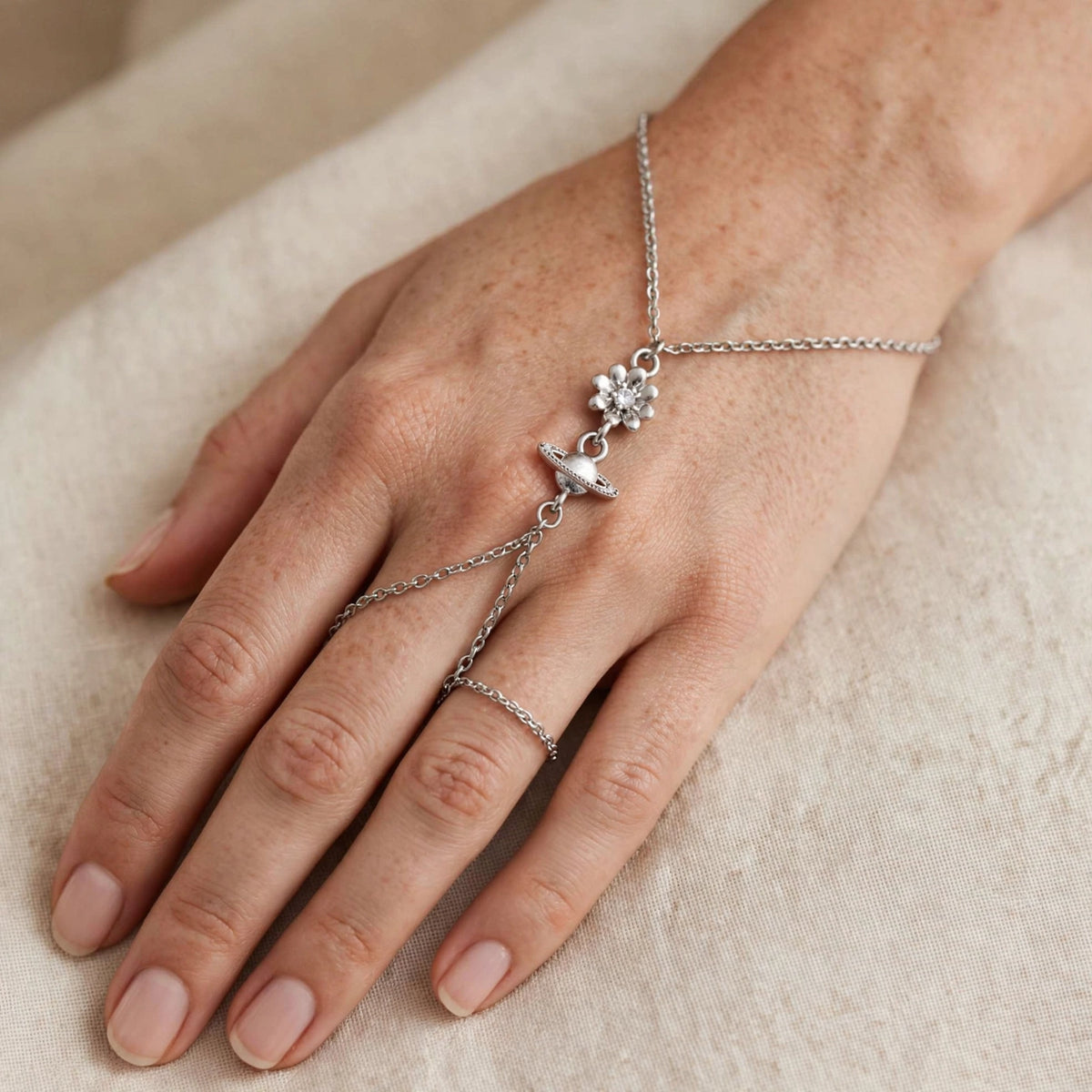 Saturn Çiçek Silver Şahmeran